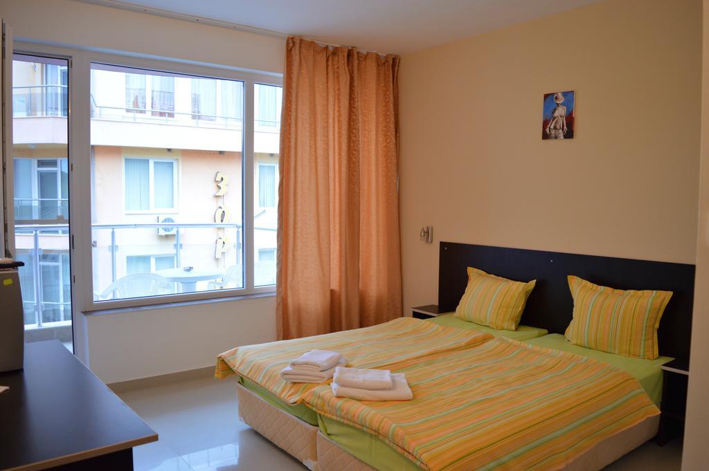 Hotel Paradise Lozenec Kültér fotó