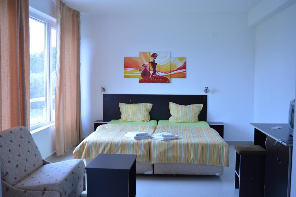 Hotel Paradise Lozenec Szoba fotó