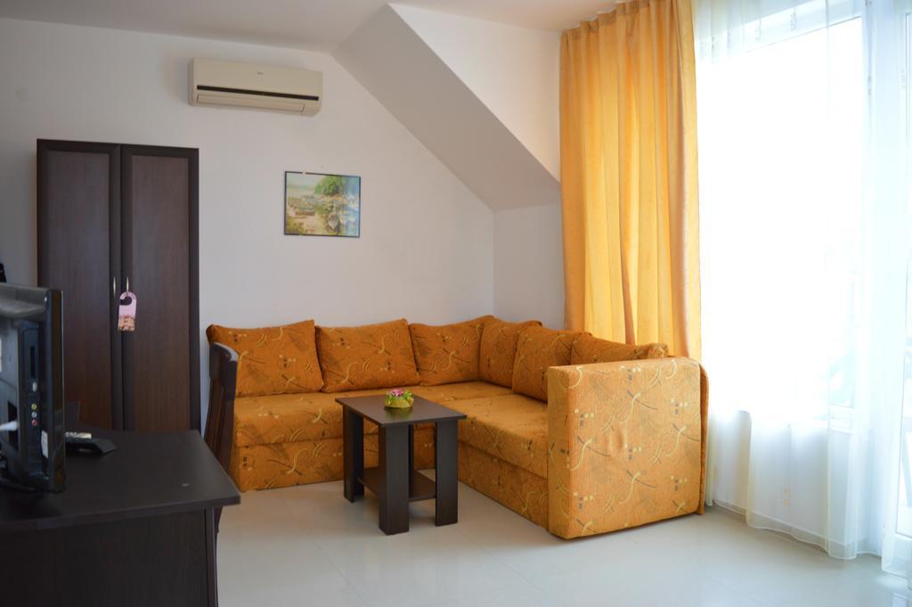 Hotel Paradise Lozenec Kültér fotó