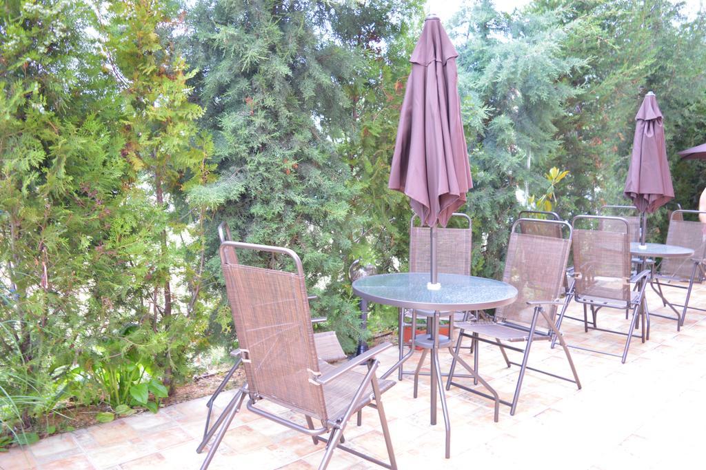 Hotel Paradise Lozenec Kültér fotó
