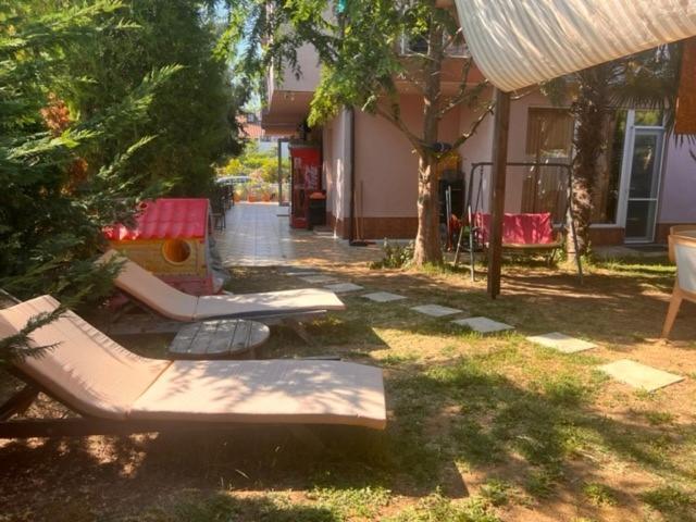 Hotel Paradise Lozenec Kültér fotó